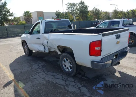 2007 Chevrolet Silverado 1500 Work Truck z USA, uszkodzony, nr VIN 1GCEC14C57Z646020